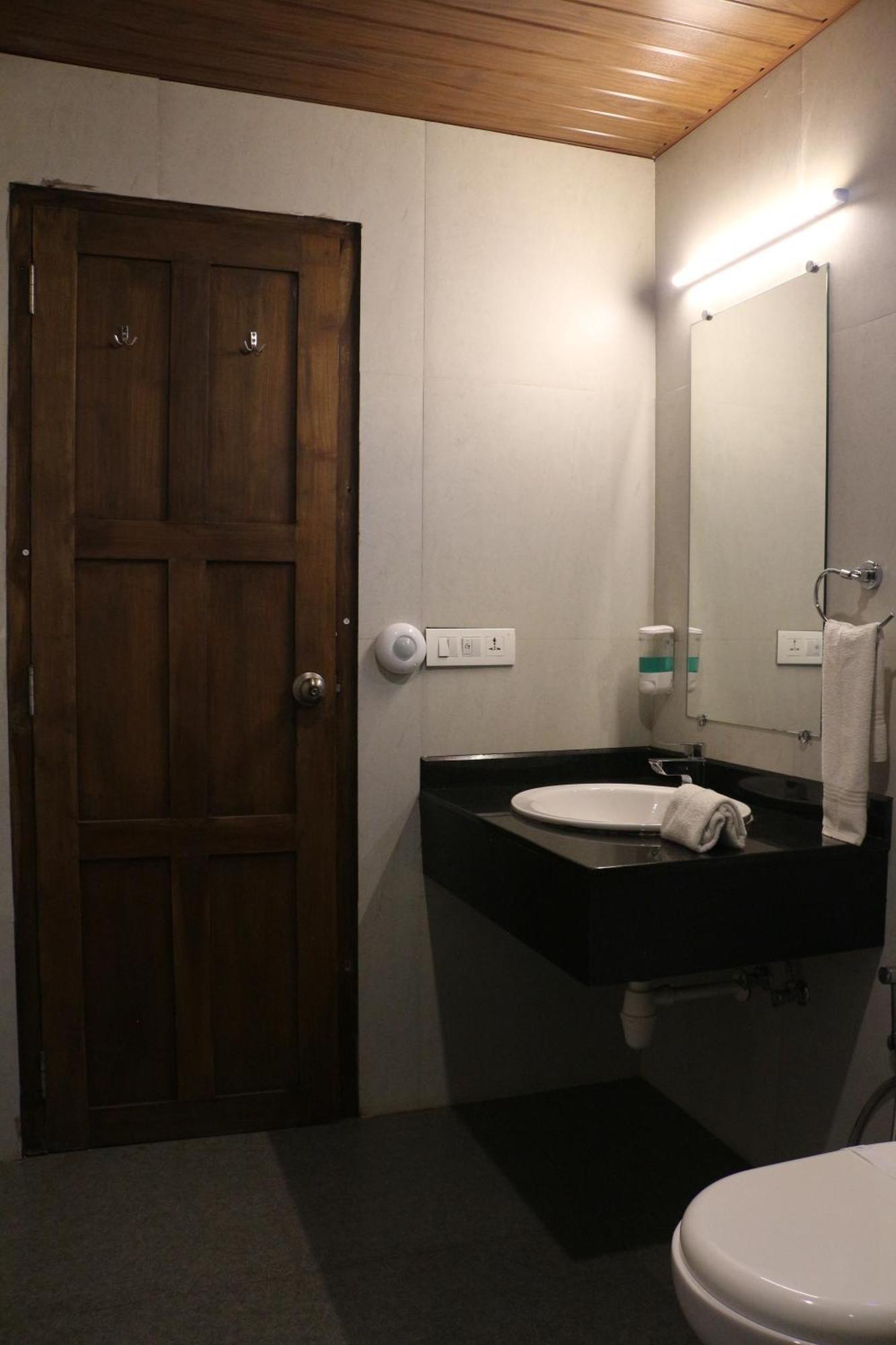 Hotel Logan Camp Ooty Coonoor Zewnętrze zdjęcie